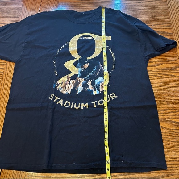 Garth Brooks Black n Gold Short Sleeve Concert Stadium Tour T-shirt Size 2XL - Picture 6 of 7